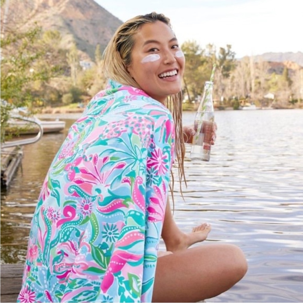 Lilly Pulitzer Lounge Floral Beach Towel
